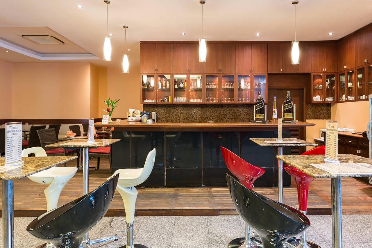The Euro Grande Hotel Банкок Екстериор снимка