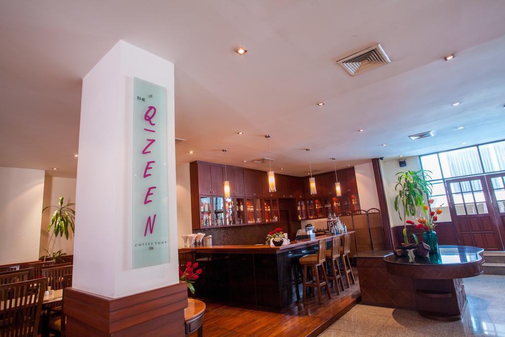 The Euro Grande Hotel Банкок Екстериор снимка